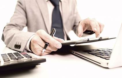 Calculator salarii: Cât trebuie să-ți crească brutul în 2018 ca să rămâi cu același salariu net ca acum