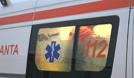 Cristești: Tânără înjunghiată de concubin de patru ori