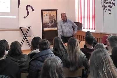 Dezbatere despre droguri si tigari, la Liceul “Miron Costin” Pascani