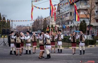 Sărbătoarea națională la Târgu-Frumos, Hîrlău și comunele din împrejurimi