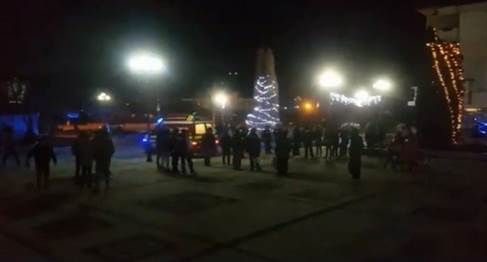 Bataie intre doi tineri, pe esplanada din Pascani