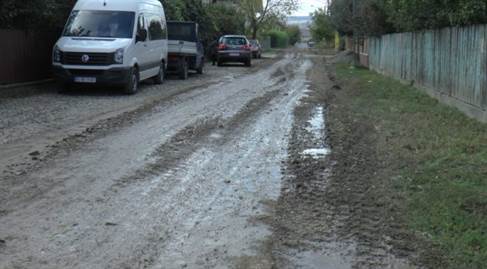 Nici o stradă asfaltată în cartierul Aerodrom în acest an