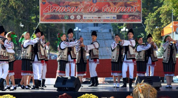 Primăria Pașcani închiriază scenă pentru spectacole