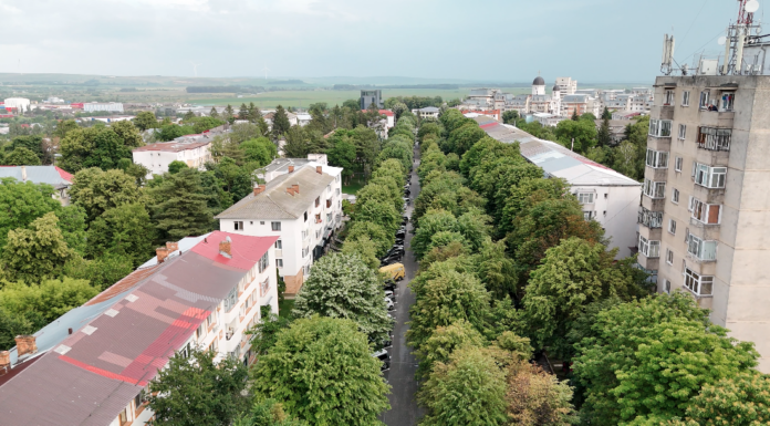 Extravilanul Pașcaniului va fi extins fără drumuri si utilități