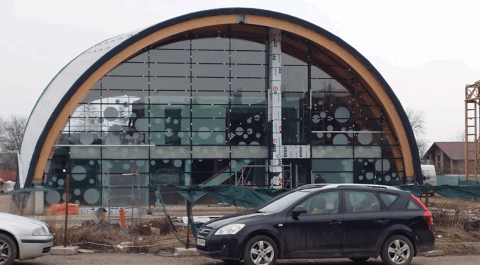 Aproape 100.000 lei costurile lunare de funcționare la bazinul de înot. Pașcaniul caută răspunsuri la Rădăuți