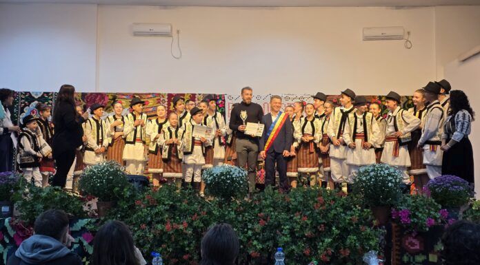 Ansamblul „Sirețelul” – câștigătorul trofeului Festivalului Folcloristica – VIDEO