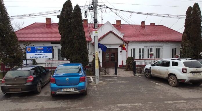 Locuitorii din Lespezi, convocați la Primărie pentru terenurile de la Baraj – VIDEO