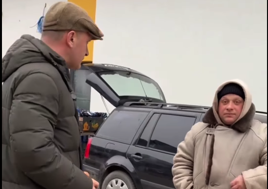 „Cadouri de Crăciun” pentru unii comercianți din Piața Vale, la cererea primarului Pintilie