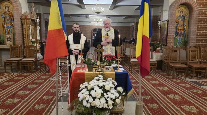 Cum a fost sărbătorită Ziua României la catedrala din Pașcani – FOTO