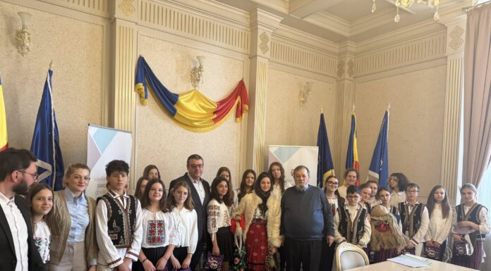 Primăria Târgu Frumos a primit colindători – VIDEO