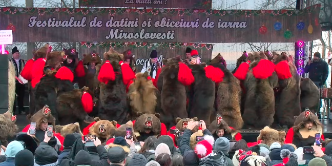 Festival regional de datini și obiceiuri de iarnă, a doua zi de Crăciun, la Miroslovești